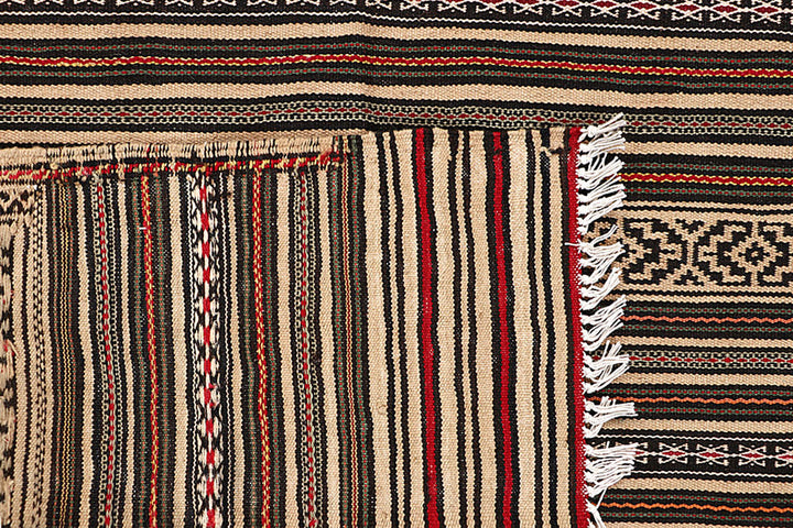 White Afghan Maliki Rug 4' 6 x 6' 3 Hand-Knotted texture