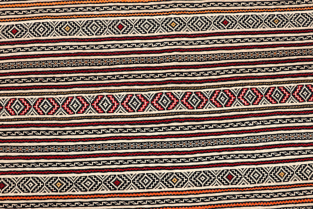 Bisque Maliki 4' 7 x 6' 3 - No. 63914