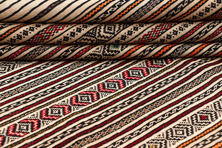 Bisque Maliki 4' 7 x 6' 3 - No. 63914