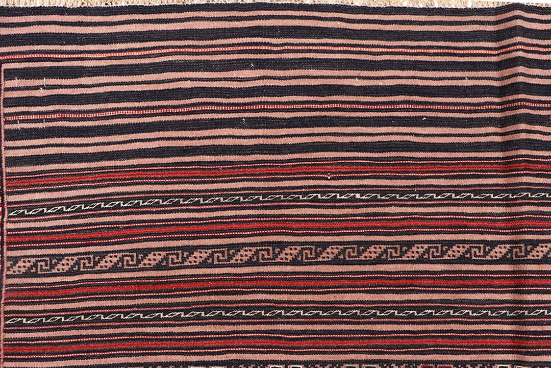 Rosy Brown Maliki 4' 8 x 6' 4 - No. 63943