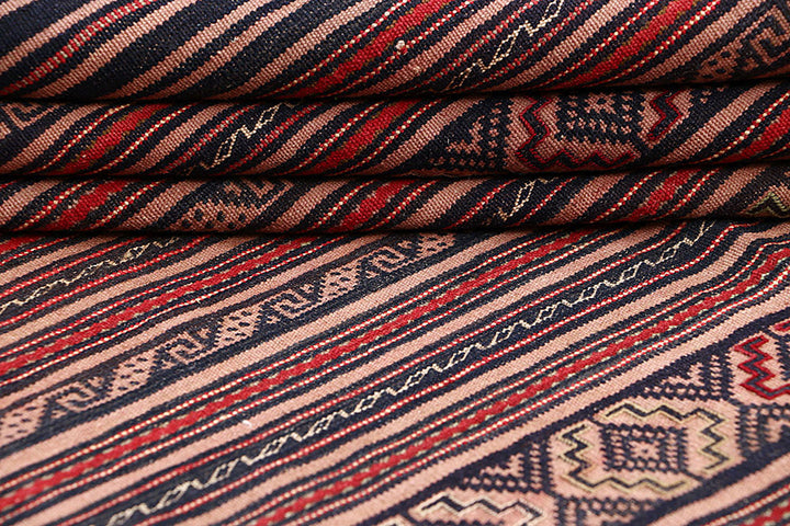 Rosy Brown Maliki 4' 8 x 6' 4 - No. 63943