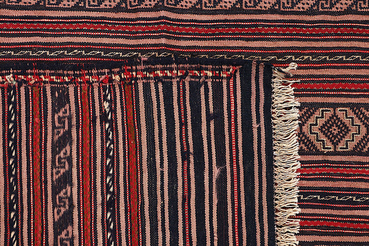 Rosy Brown Maliki 4' 8 x 6' 4 - No. 63943