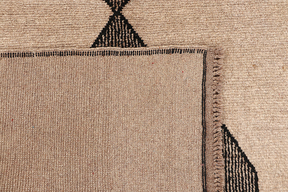 Tan Baluchi 3' 11 x 5' 11 - No. 64070 - ALRUG Rug Store