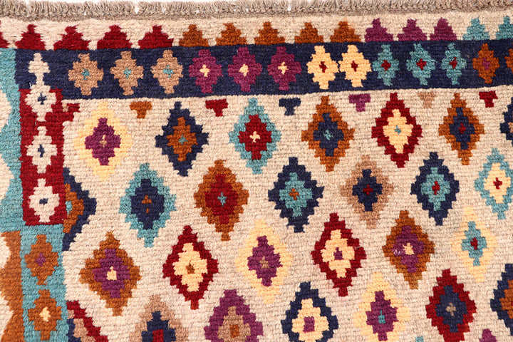 Blanched Almond Baluchi 4' x 5' 6 - No. 64080 - ALRUG Rug Store