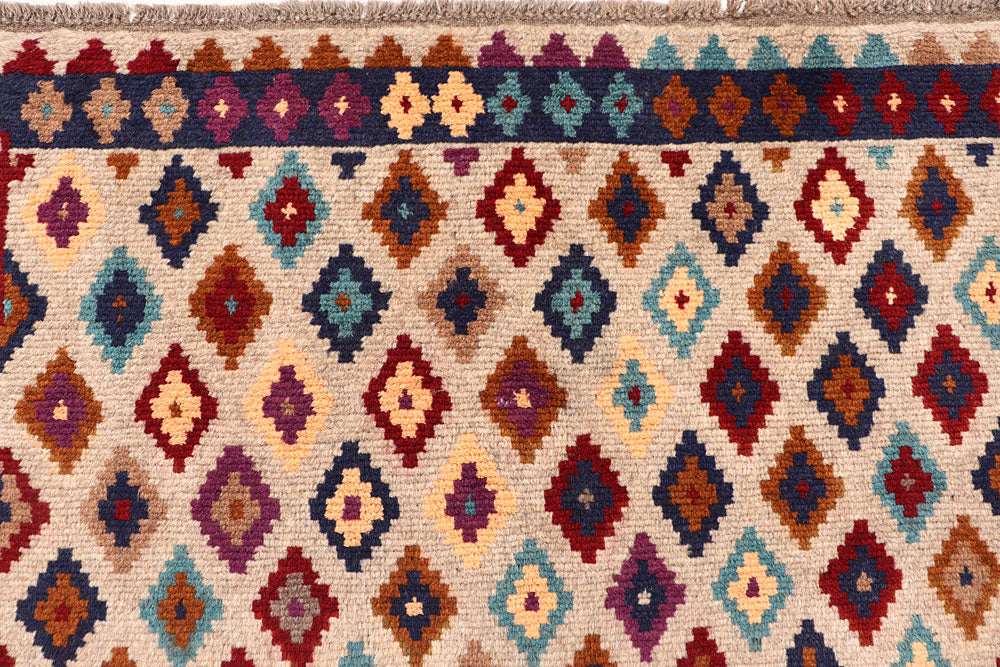 Blanched Almond Baluchi 4' x 5' 6 - No. 64080 - ALRUG Rug Store