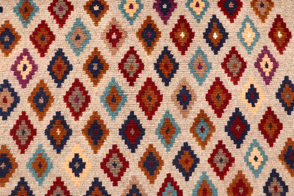 Blanched Almond Baluchi 4' x 5' 6 - No. 64080 - ALRUG Rug Store