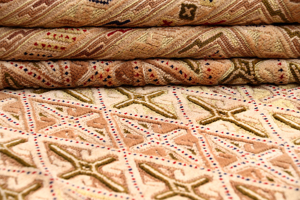 Peach Puff Mashwani 6' 7 x 9' 1 - No. 64415 - ALRUG Rug Store