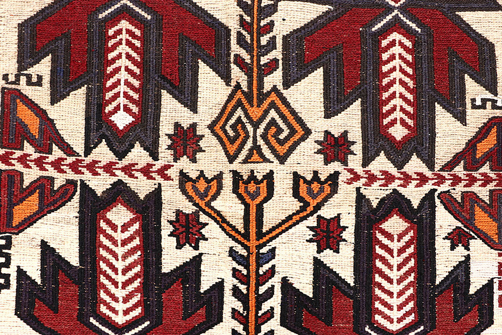 Blanched Almond Soumak 5' 11 x 9' - No. 64432 - ALRUG Rug Store