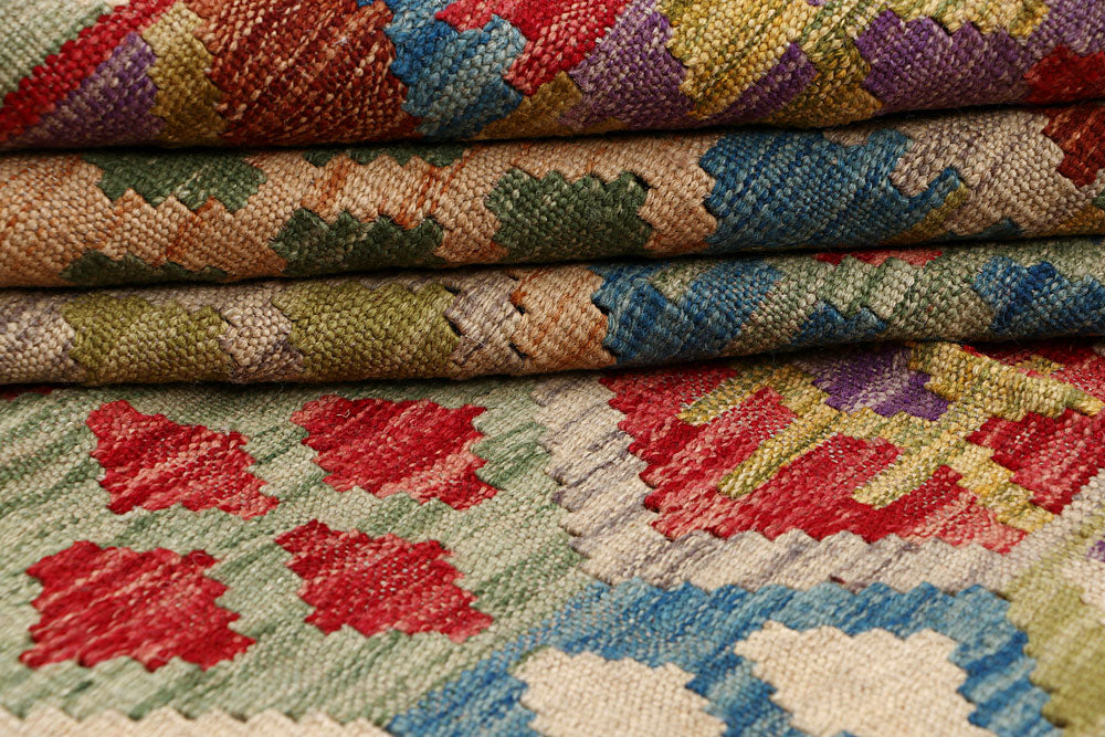 Multi Colored Kilim 6' 6 x 8' 1 - No. 64502 - ALRUG Rug Store