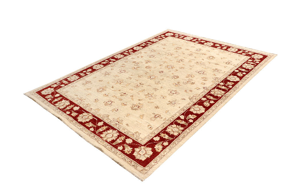 Blanched Almond Ziegler 5' 6 x 7' 9 - No. 64507 - ALRUG Rug Store