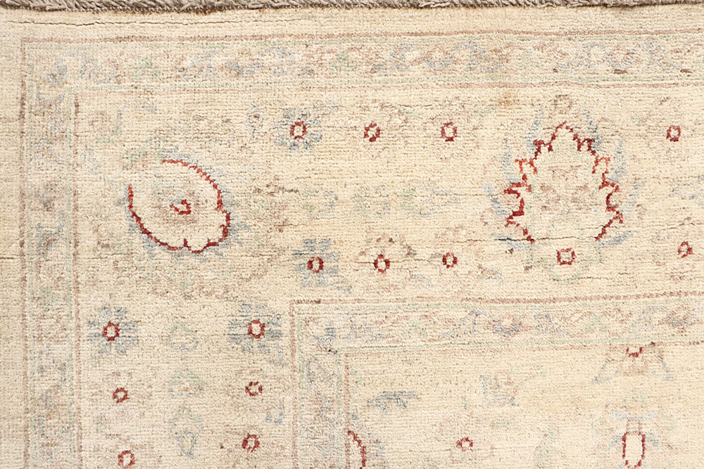 Blanched Almond Ziegler 5' 5 x 7' 8 - No. 64508 - ALRUG Rug Store