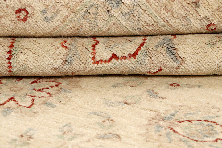 Blanched Almond Ziegler 5' 5 x 7' 8 - No. 64508 - ALRUG Rug Store