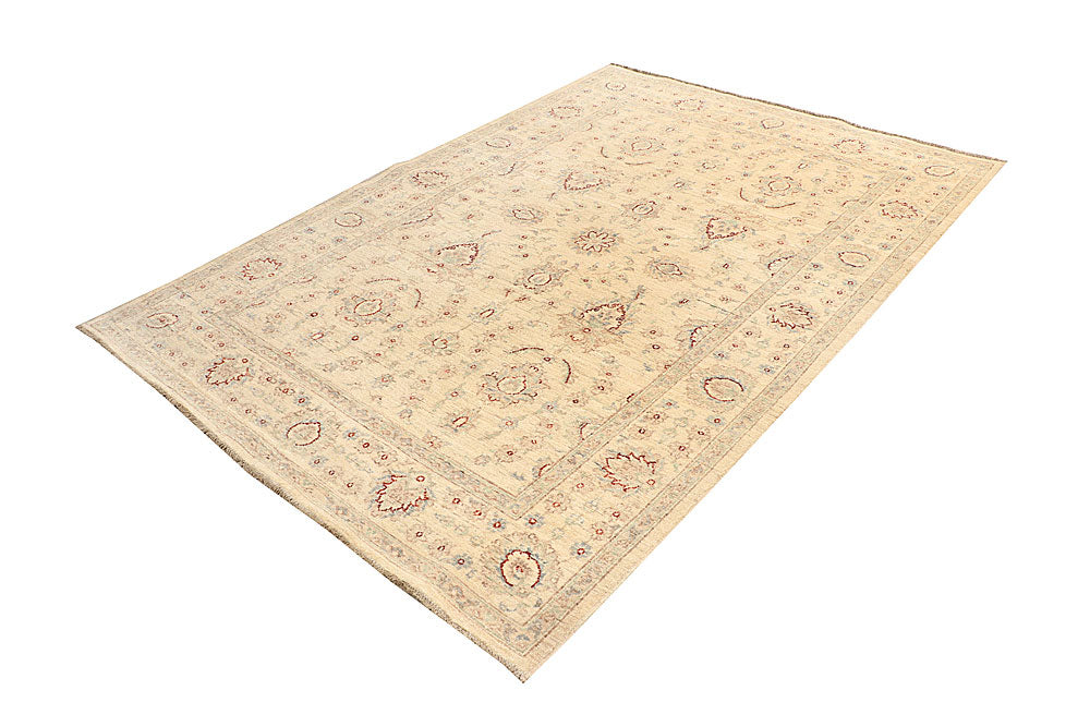 Blanched Almond Ziegler 5' 5 x 7' 8 - No. 64508 - ALRUG Rug Store