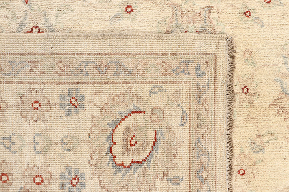 Blanched Almond Ziegler 5' 5 x 7' 8 - No. 64508 - ALRUG Rug Store