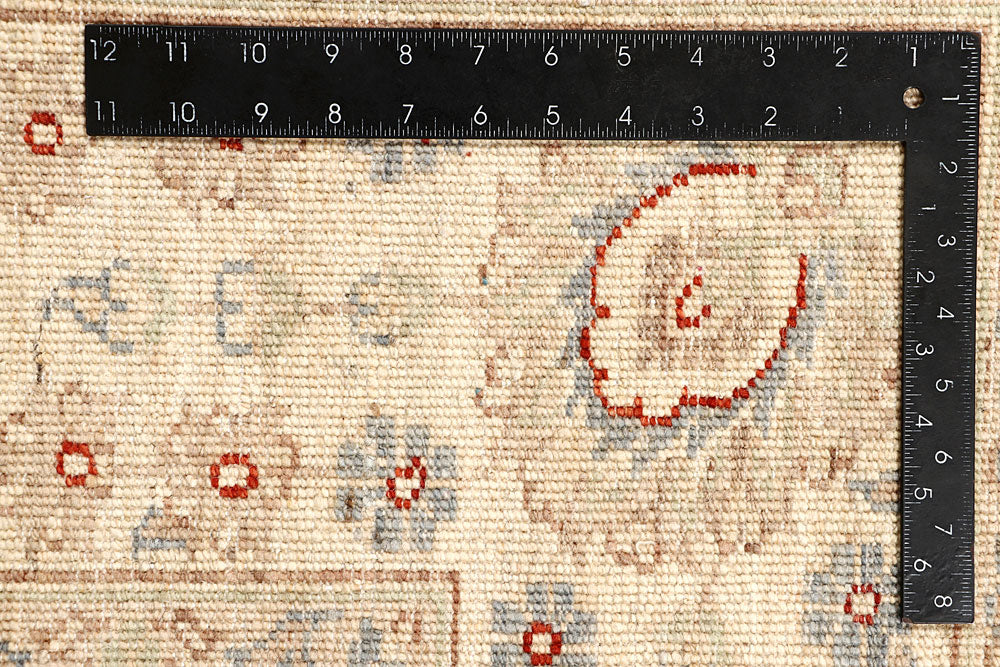 Blanched Almond Ziegler 5' 5 x 7' 8 - No. 64508 - ALRUG Rug Store