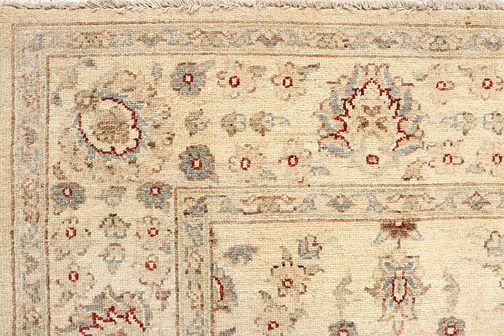 Blanched Almond Ziegler 5' 8 x 7' 9 - No. 64510 - ALRUG Rug Store