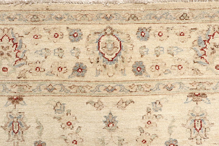 Blanched Almond Ziegler 5' 8 x 7' 9 - No. 64510 - ALRUG Rug Store