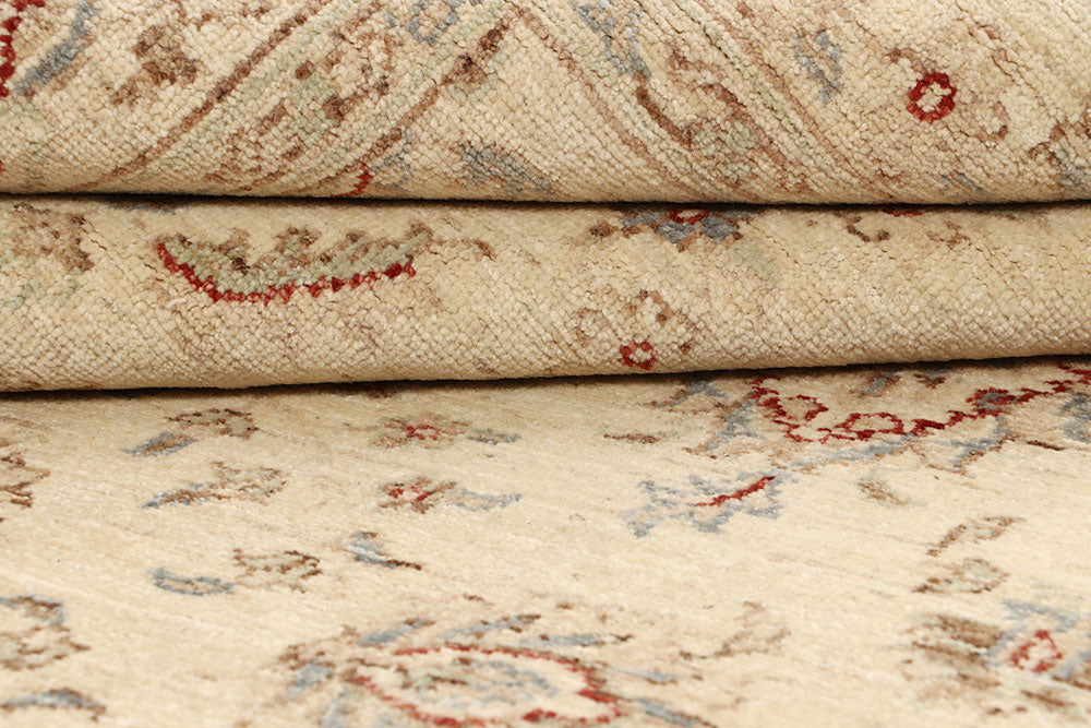 Blanched Almond Ziegler 5' 8 x 7' 9 - No. 64510 - ALRUG Rug Store