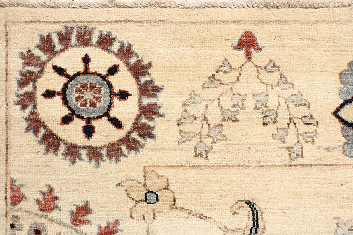 Blanched Almond Ziegler 5' 7 x 7' 9 - No. 64511 - ALRUG Rug Store