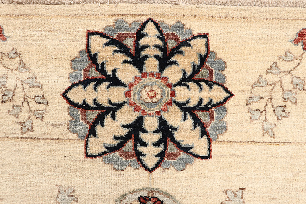 Blanched Almond Ziegler 5' 7 x 7' 9 - No. 64511 - ALRUG Rug Store