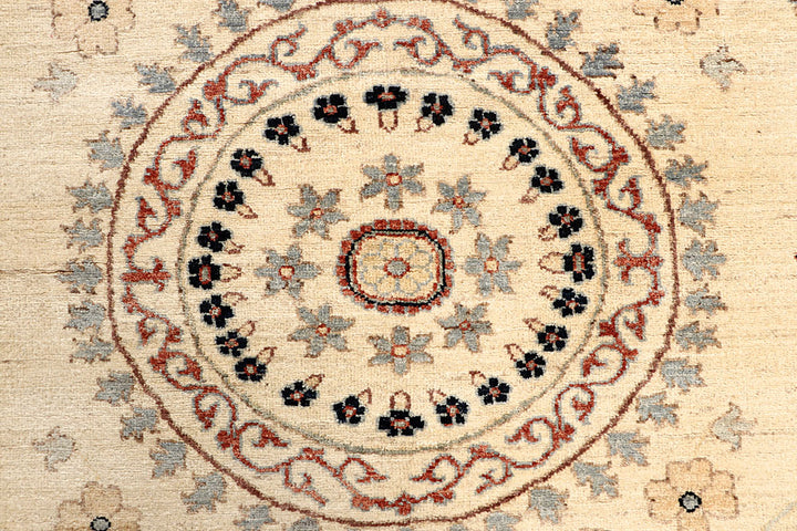 Blanched Almond Ziegler 5' 7 x 7' 9 - No. 64511 - ALRUG Rug Store