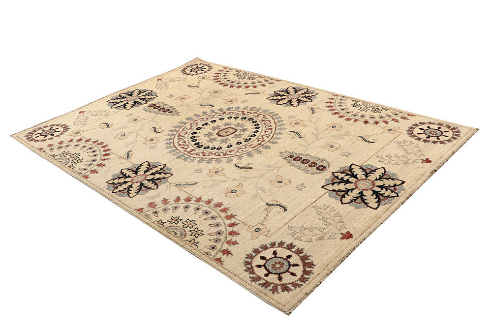 Blanched Almond Ziegler 5' 7 x 7' 9 - No. 64511 - ALRUG Rug Store