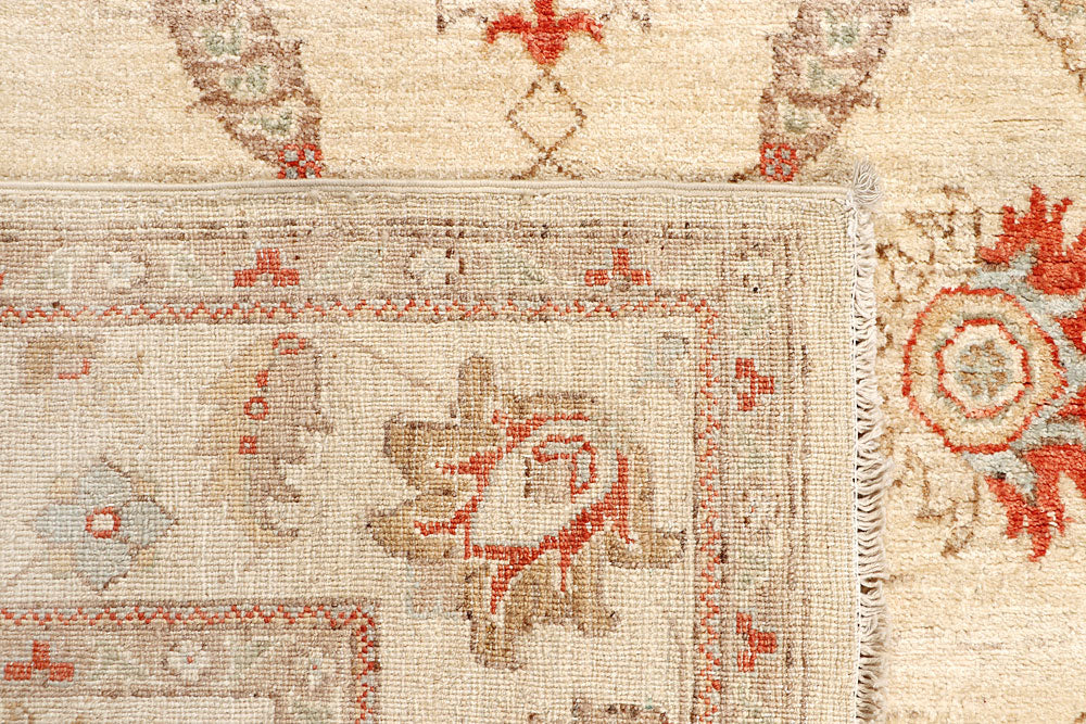 Blanched Almond Ziegler 5' 3 x 7' 11 - No. 64513 - ALRUG Rug Store