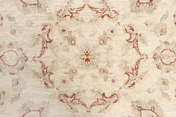 Blanched Almond Ziegler 5' 5 x 7' 11 - No. 64514 - ALRUG Rug Store