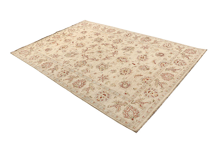 Blanched Almond Ziegler 5' 5 x 7' 11 - No. 64514 - ALRUG Rug Store