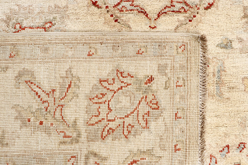 Blanched Almond Ziegler 5' 5 x 7' 11 - No. 64514 - ALRUG Rug Store