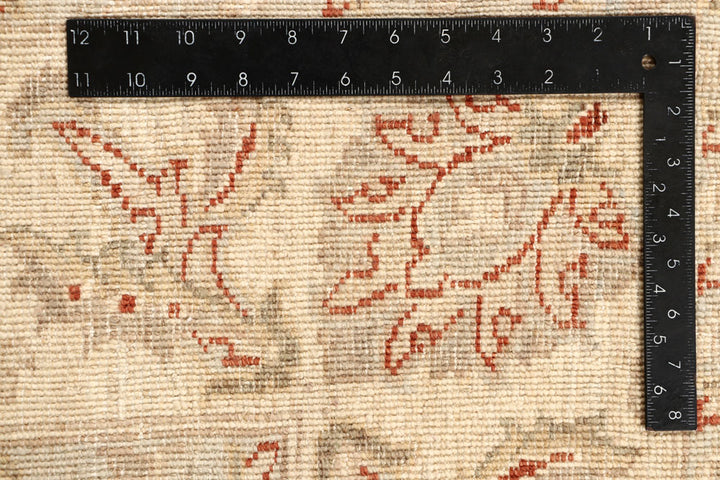 Blanched Almond Ziegler 5' 5 x 7' 11 - No. 64514 - ALRUG Rug Store