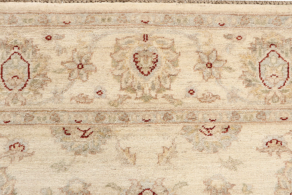 Blanched Almond Ziegler 5' 9 x 7' 10 - No. 64516 - ALRUG Rug Store