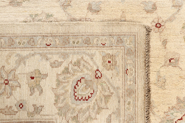 Blanched Almond Ziegler 5' 9 x 7' 10 - No. 64516 - ALRUG Rug Store