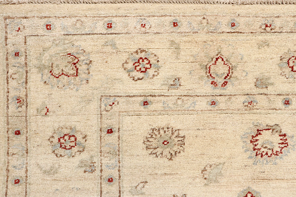 Blanched Almond Ziegler 5' 9 x 8' 2 - No. 64518 - ALRUG Rug Store