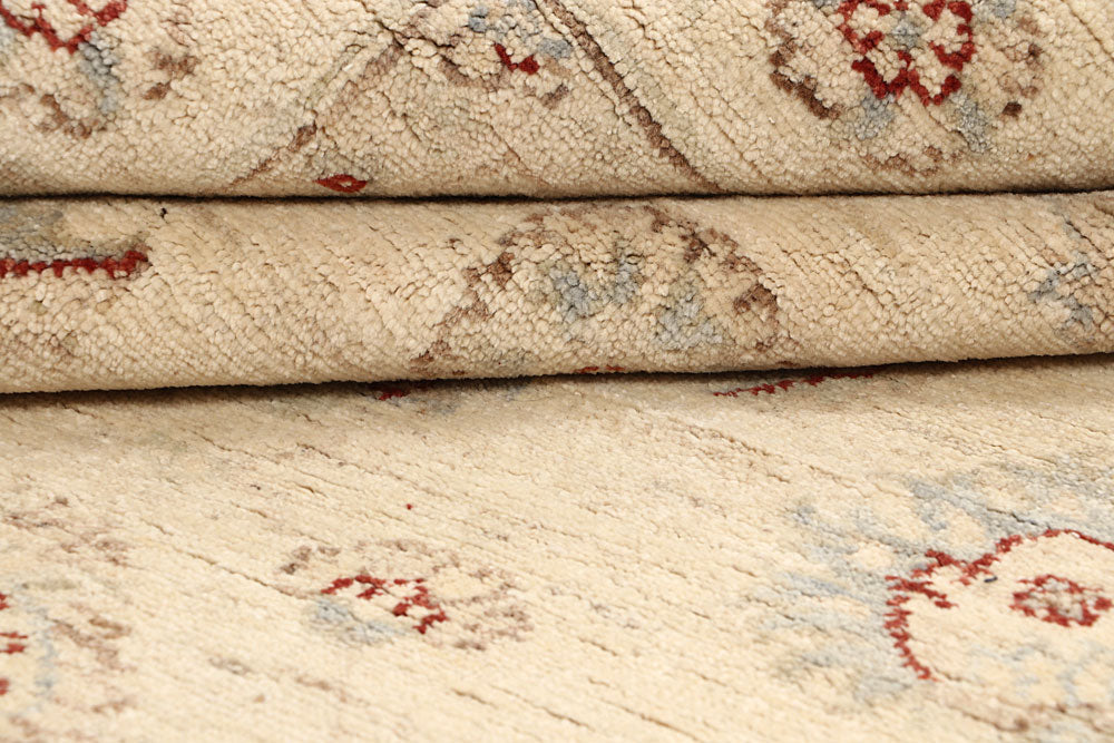 Blanched Almond Ziegler 5' 9 x 8' 2 - No. 64518 - ALRUG Rug Store