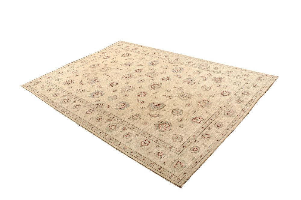 Blanched Almond Ziegler 5' 9 x 8' 2 - No. 64518 - ALRUG Rug Store