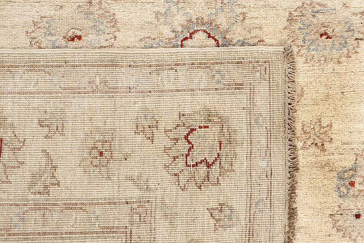 Blanched Almond Ziegler 5' 7 x 7' 11 - No. 64522 - ALRUG Rug Store