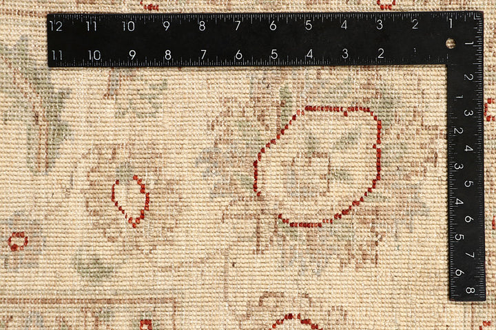 Blanched Almond Ziegler 5' 6 x 7' 9 - No. 64528 - ALRUG Rug Store