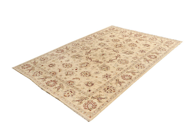 Blanched Almond Ziegler 5' 5 x 7' 9 - No. 64530 - ALRUG Rug Store