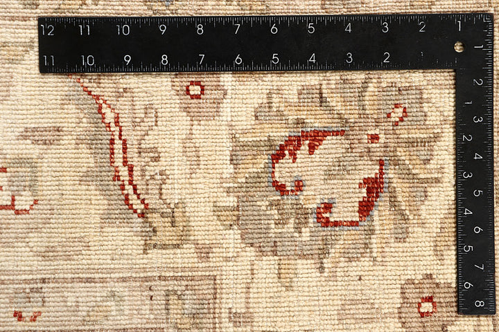 Blanched Almond Ziegler 5' 6 x 7' 9 - No. 64535 - ALRUG Rug Store