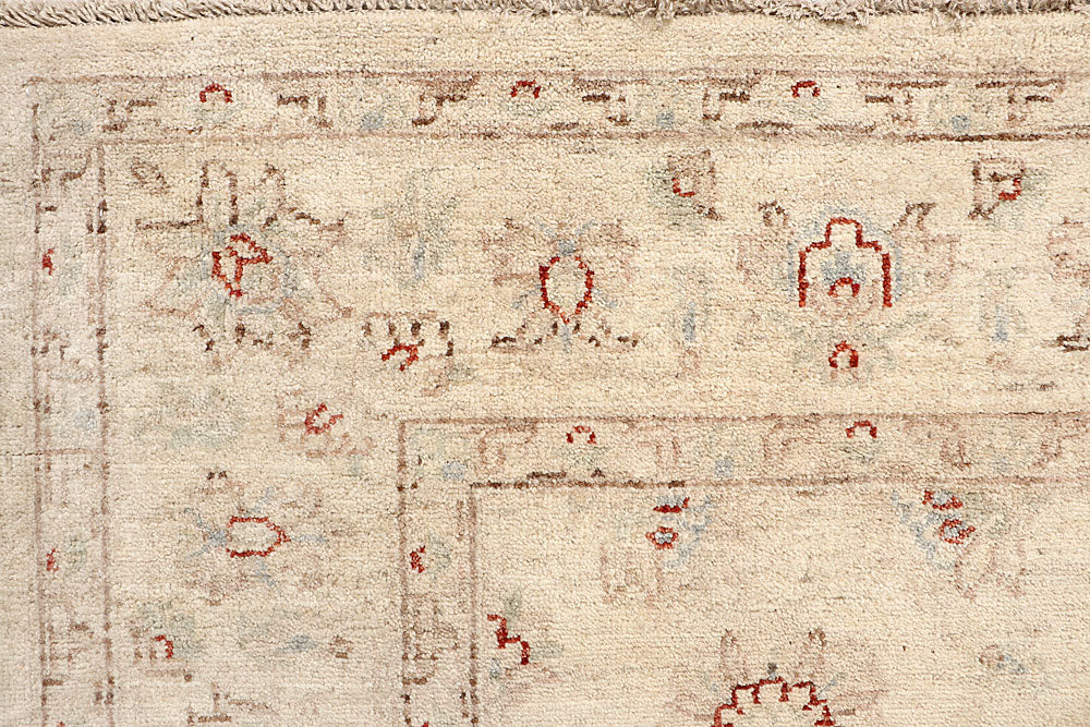Blanched Almond Ziegler 5' 4 x 7' 9 - No. 64536 - ALRUG Rug Store