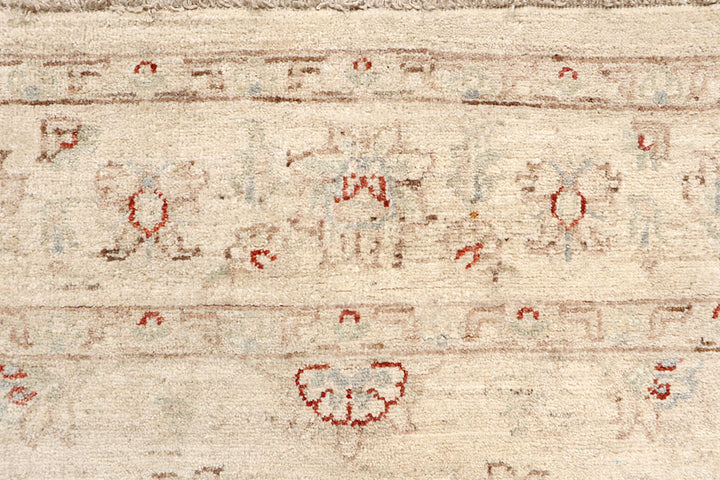 Blanched Almond Ziegler 5' 4 x 7' 9 - No. 64536 - ALRUG Rug Store