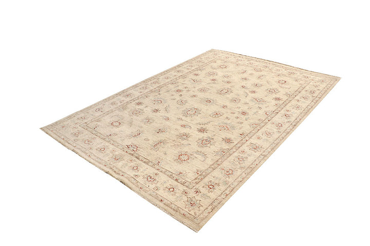 Blanched Almond Ziegler 5' 4 x 7' 9 - No. 64536 - ALRUG Rug Store