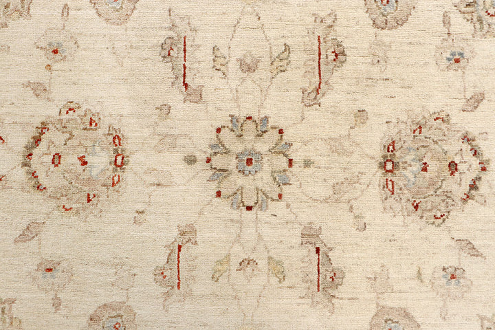 Blanched Almond Ziegler 5' 7 x 7' 9 - No. 64537 - ALRUG Rug Store