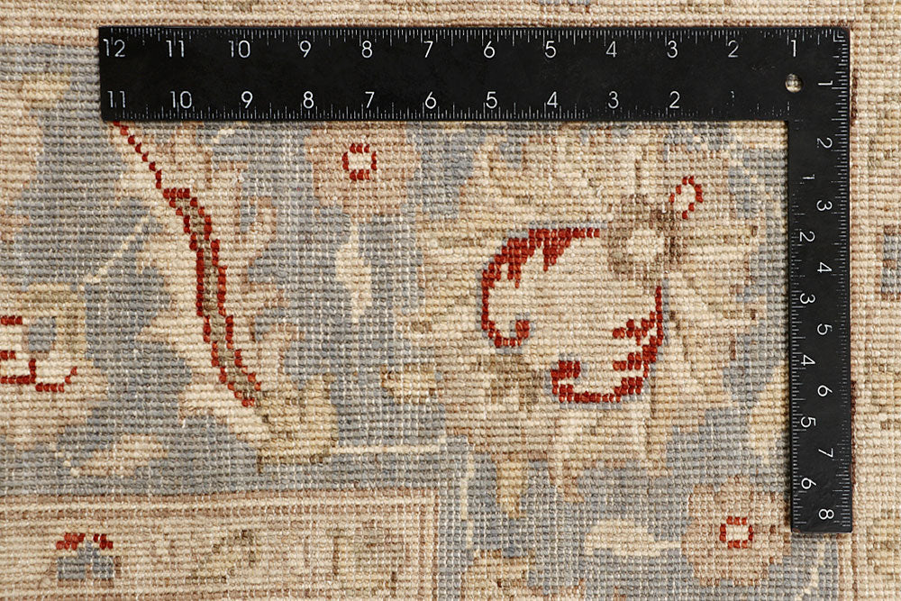 Blanched Almond Ziegler 5' 7 x 7' 9 - No. 64537 - ALRUG Rug Store