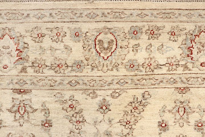 Blanched Almond Ziegler 5' 7 x 7' 9 - No. 64539 - ALRUG Rug Store