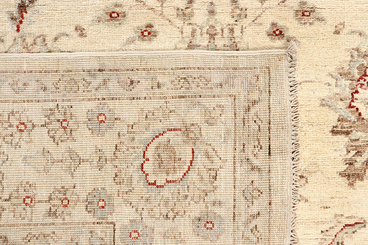 Blanched Almond Ziegler 5' 7 x 7' 9 - No. 64539 - ALRUG Rug Store