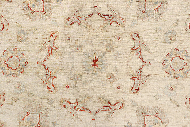 Blanched Almond Ziegler 5' 8 x 7' 10 - No. 64541 - ALRUG Rug Store