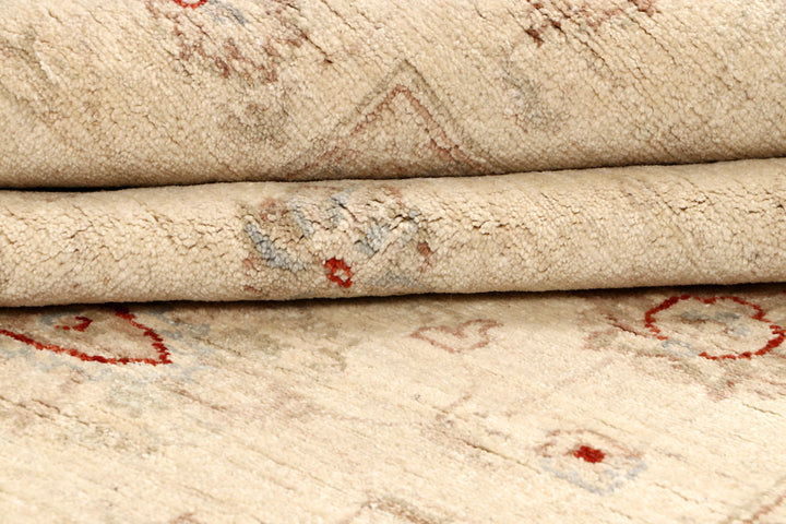 Blanched Almond Ziegler 5' 7 x 8' - No. 64543 - ALRUG Rug Store