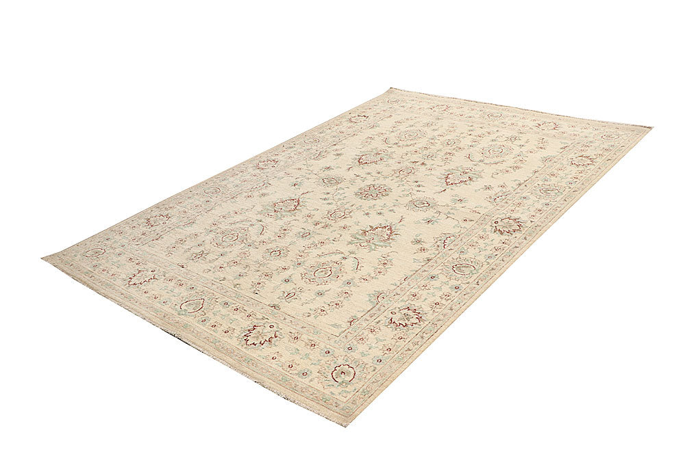 Blanched Almond Ziegler 5' 5 x 8' - No. 64546 - ALRUG Rug Store